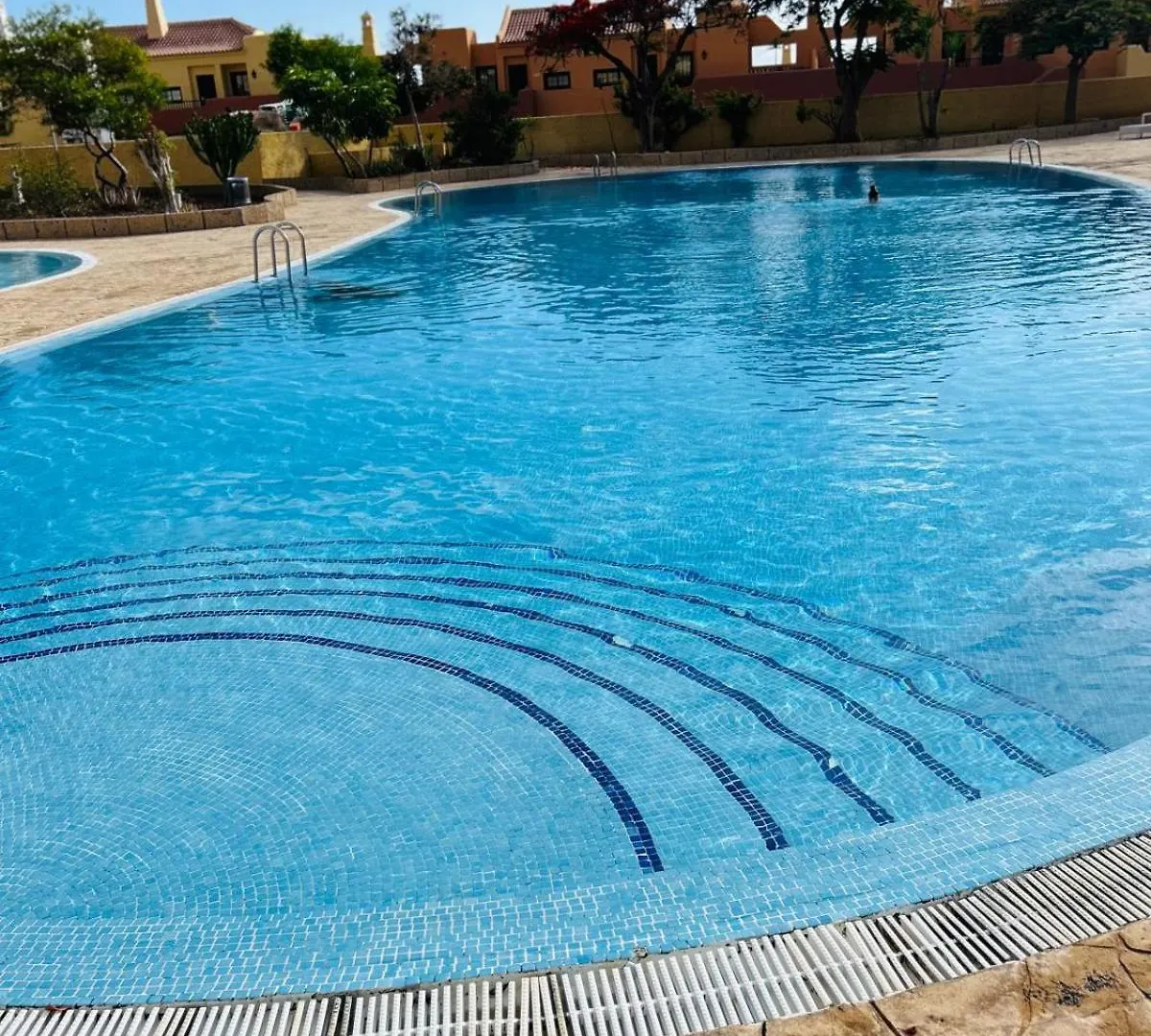 شقة Residencial La Pineda & Anet أذيخي